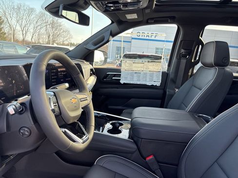 New 2026 Chevrolet Tahoe Premier w/ Sun And Tow Package AWD/4WD image 27