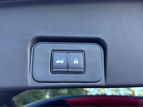 Used 2026 Nissan Rogue SV w/ Cold Weather Package image 32