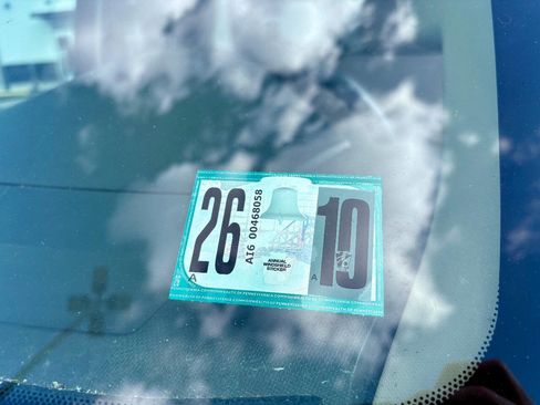 Used 2014 Ford F250 XLT w/ Snow Plow Prep Package image 37