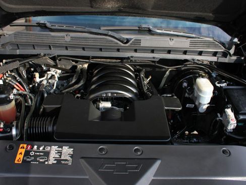 Used 2018 Chevrolet Silverado 1500 Custom w/ Custom Value Package image 46