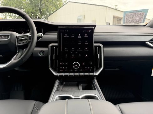 New 2027 GMC Acadia Elevation w/ Elevation Premium Package AWD/4WD image 22