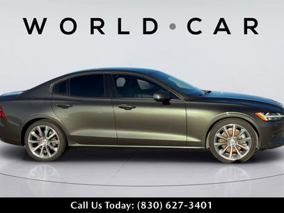 Used 2020 Volvo S60 T5 Momentum