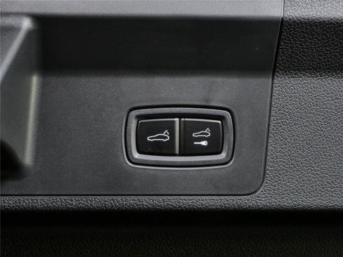 New 2026 Porsche Panamera image 33