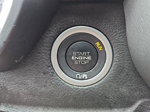 Used 2022 RAM 1500 Big Horn AWD/4WD image 29
