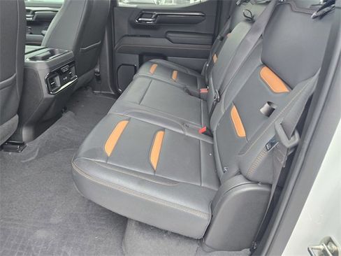 Used 2023 GMC Sierra 1500 AT4 w/ AT4 Premium Package image 13