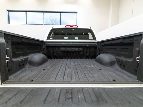 Used 2015 Toyota Tundra SR5 w/ TRD Off Road Package AWD/4WD image 33