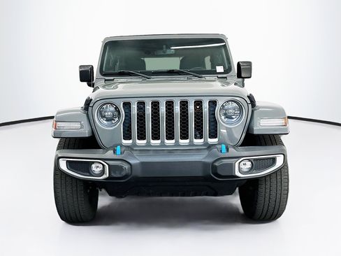 Used 2023 Jeep Wrangler Sahara image 2