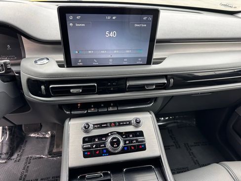 Used 2020 Lincoln Aviator Reserve w/ Equipment Group 202A image 27