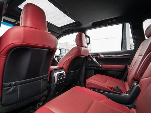 Used 2023 Lexus GX 460 Premium image 32