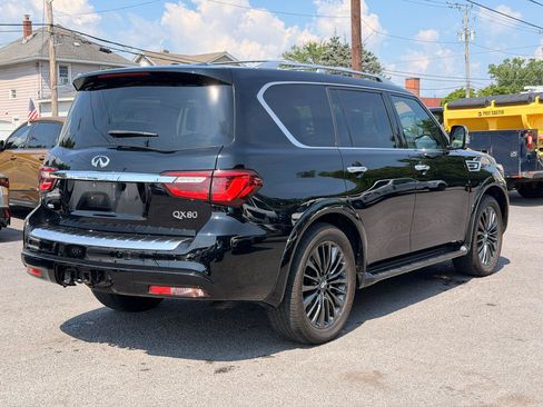 Used 2022 INFINITI QX80 Sensory w/ All-Season Package AWD/4WD image 7