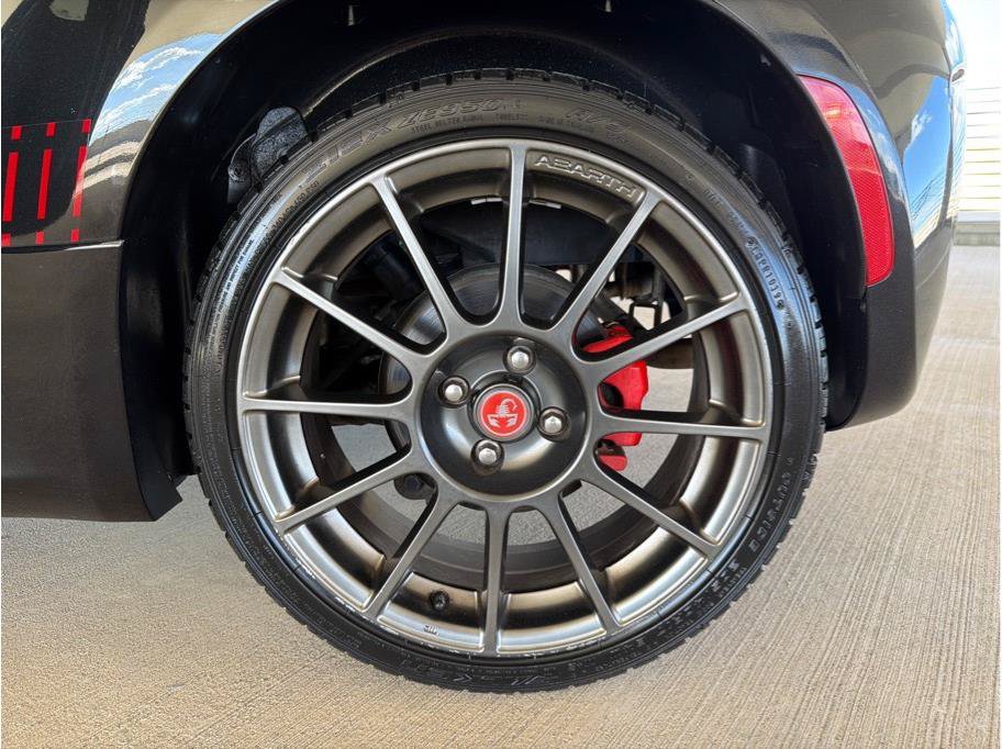 Used 2013 FIAT 500 Abarth FWD image 22