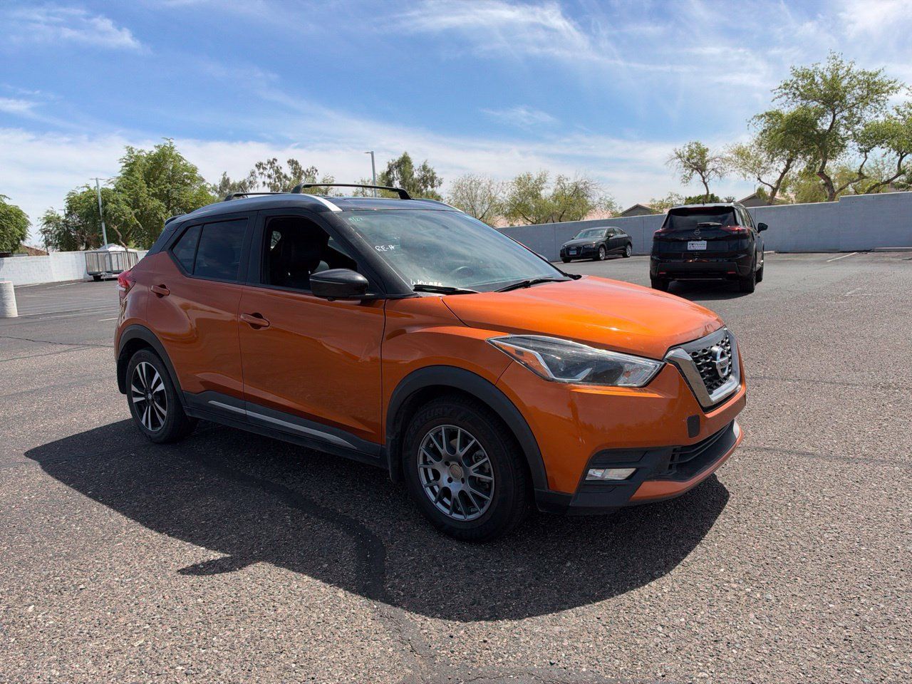 Used 2019 Nissan Kicks SR w/ SR Premium Package FWD image 3