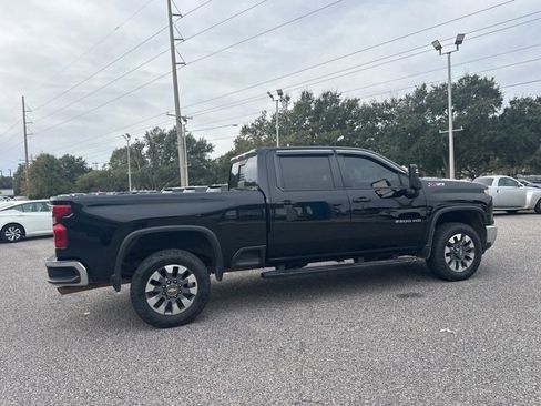 Used 2024 Chevrolet Silverado 2500 LT image 5