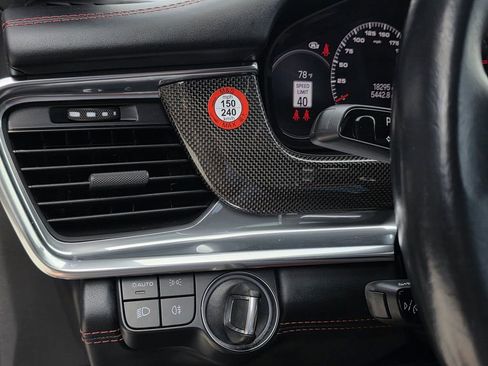 Certified 2023 Porsche Panamera 4 Platinum Edition AWD/4WD image 19