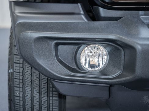 Used 2024 Jeep Wrangler Sport AWD/4WD image 15