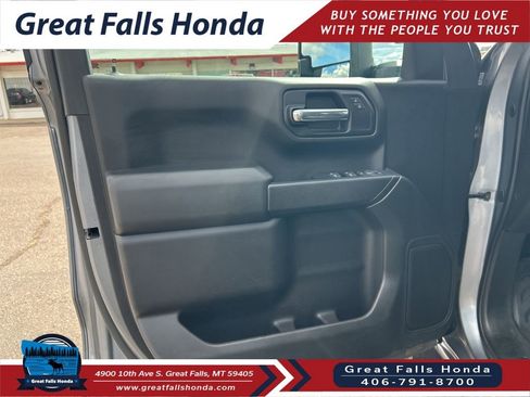 Used 2019 GMC Sierra 1500 4x4 Crew Cab w/ Convenience Package image 11