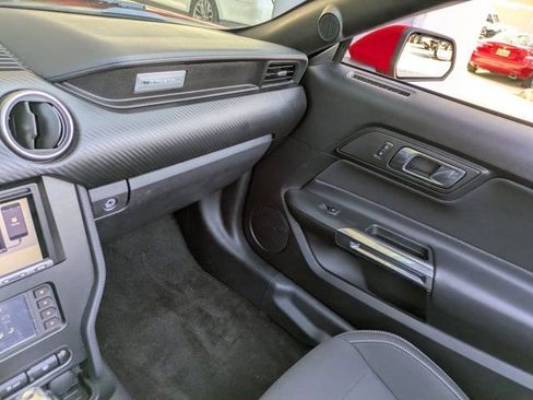 Certified 2019 Ford Mustang Convertible w/ Black Accent Package image 15