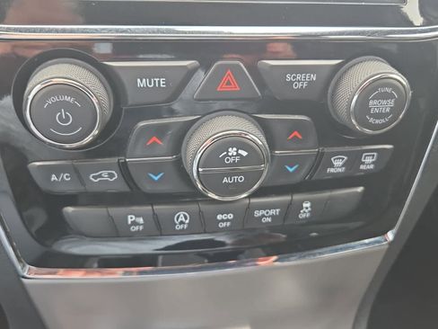 Used 2020 Jeep Grand Cherokee Altitude AWD/4WD image 51