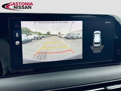Used 2023 Hyundai Palisade SEL FWD image 18