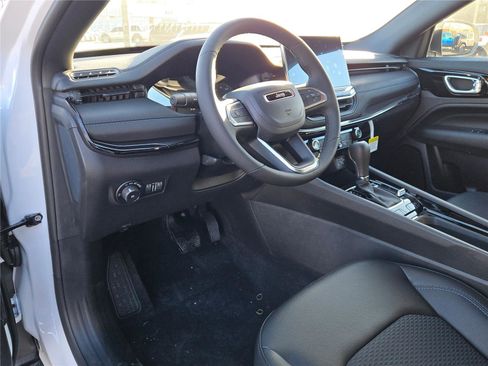 New 2026 Jeep Compass Latitude w/ Quick Order Package 29K AWD/4WD image 23