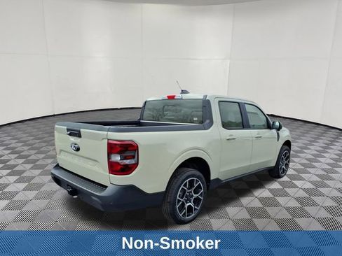 Used 2025 Ford Maverick Lariat w/ 4K Tow Package AWD/4WD image 4