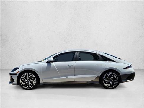 Used 2024 Hyundai Ioniq 6 SEL AWD/4WD image 9