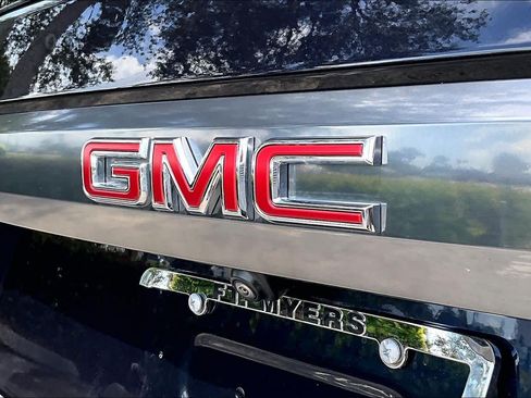 Used 2024 GMC Yukon AT4 w/ Max Trailering Package AWD/4WD image 31