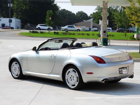 Used 2005 Lexus SC 430 Convertible RWD image 33