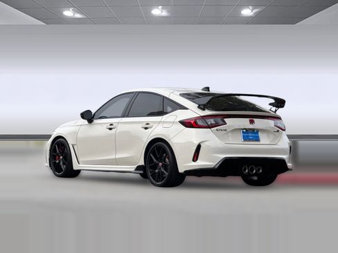 Certified 2024 Honda Civic Type R image 3