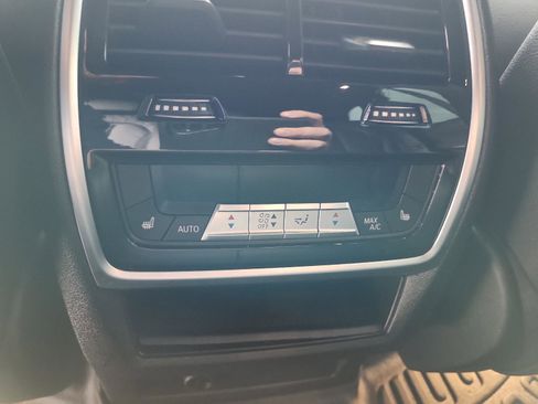 Used 2025 BMW X5 M60i image 14