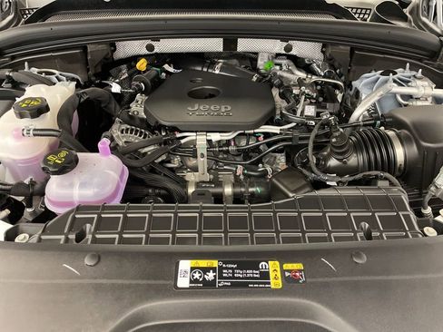 New 2026 Jeep Grand Cherokee Limited image 18