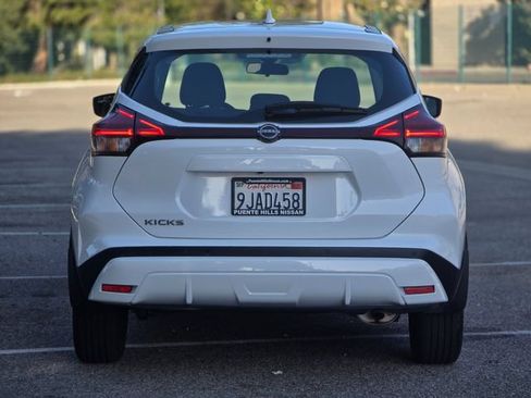 Used 2023 Nissan Kicks S FWD image 11