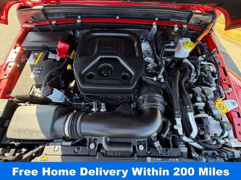 Used 2025 Jeep Wrangler Unlimited Sahara image 15