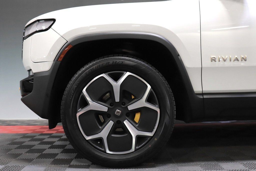 Used 2023 Rivian R1S Adventure Quad AWD/4WD image 85