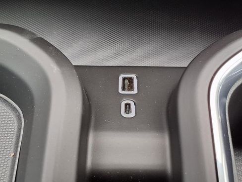 New 2026 GMC Sierra 3500 Denali w/ Denali Reserve Package image 9