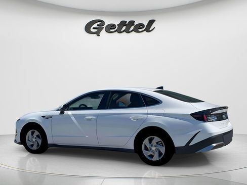 New 2026 Hyundai Sonata SE FWD image 12