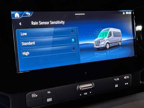 Used 2025 Mercedes-Benz Sprinter 2500 image 37