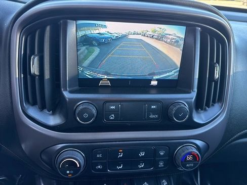 Used 2022 GMC Canyon AT4 image 23