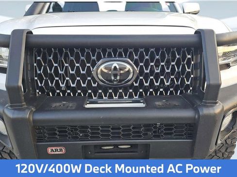 Used 2019 Toyota Tacoma TRD Off-Road AWD/4WD image 9