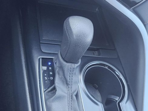 Used 2020 Toyota Camry LE image 27