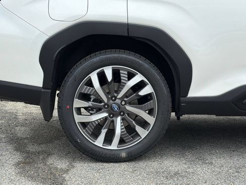 New 2026 Subaru Forester Touring AWD/4WD image 4