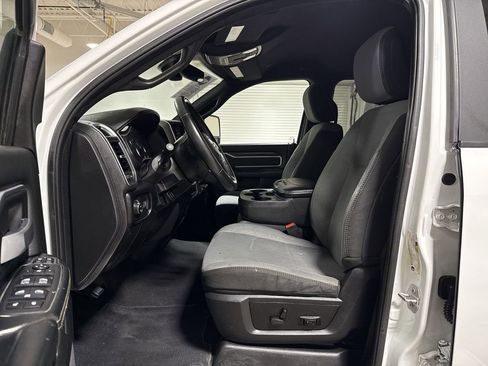Used 2024 RAM 3500 Big Horn AWD/4WD image 19