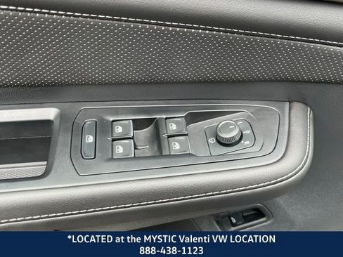 Certified 2025 Volkswagen Atlas SEL Premium R-Line image 35