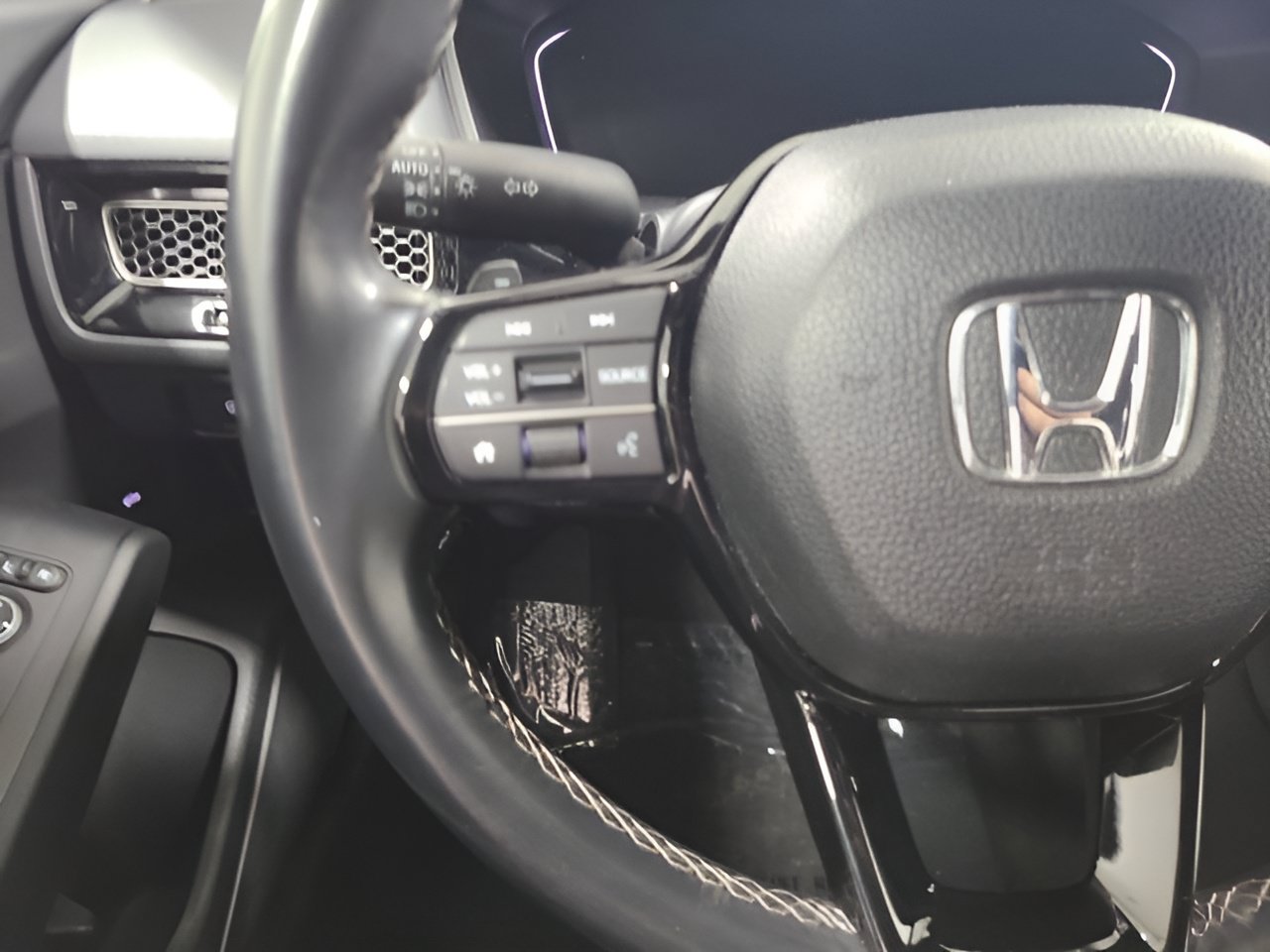Used 2025 Honda Civic Sport image 23
