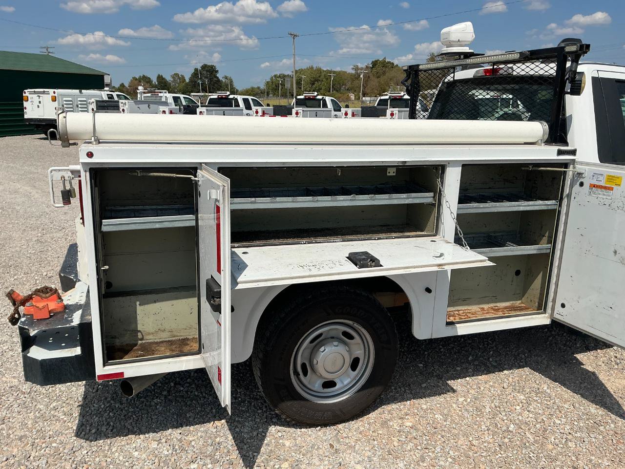 Used 2021 Ford F250 XL w/ Power Equipment Group RWD image 8