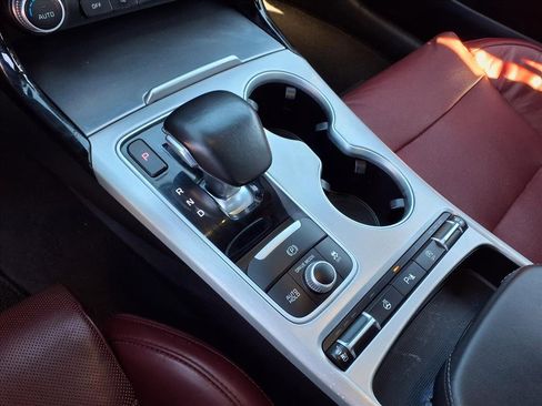 Used 2018 Kia Stinger GT2 image 29