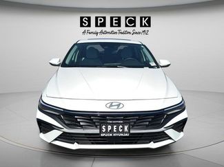 New 2026 Hyundai Elantra Limited FWD video 2