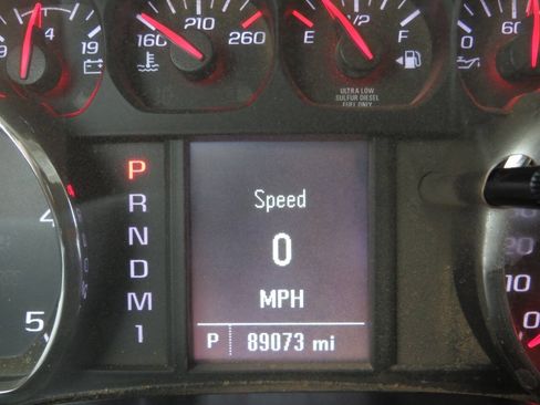 Used 2016 Chevrolet Silverado 3500 W/T w/ WT Convenience Package AWD/4WD image 17