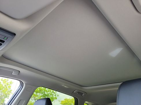 New 2026 Nissan Rogue SV FWD image 31