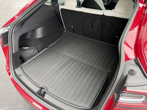 Used 2022 Tesla Model Y Performance image 19